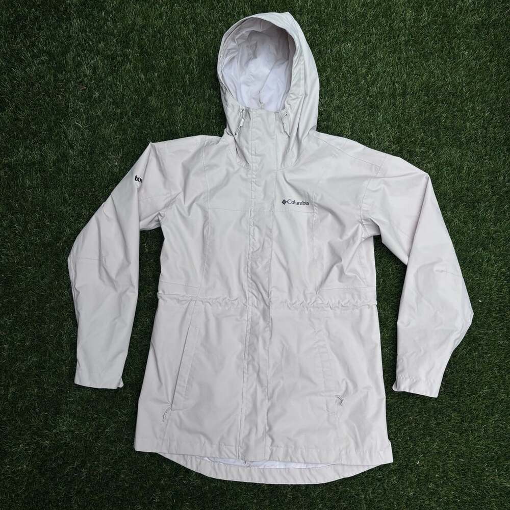 Columbia Women’s Omni-Tech Hooded Rain Jacket White + Pearl Pink Lining Small